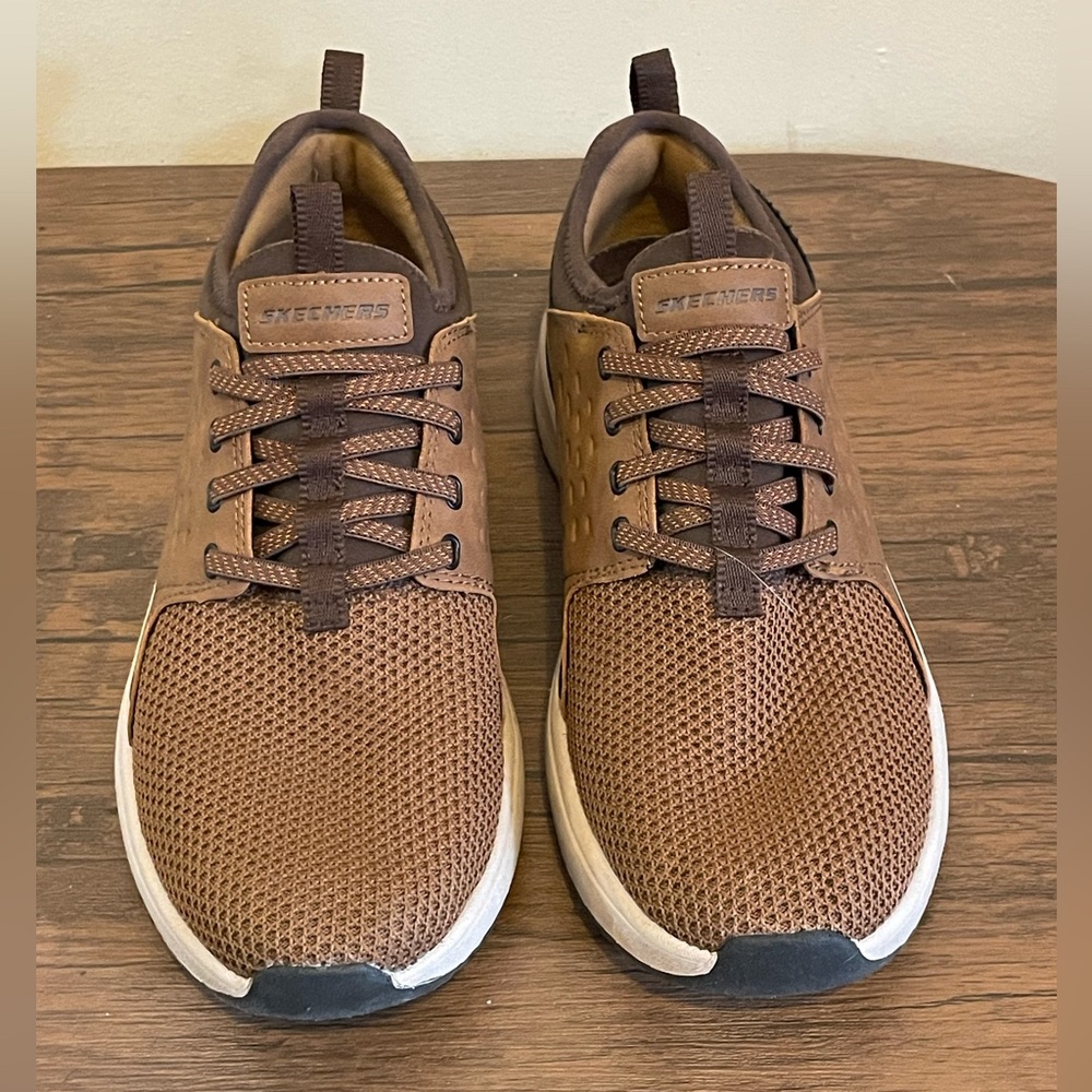 Skechers Hands Free Slip-on Memory foam Tan Mens 9